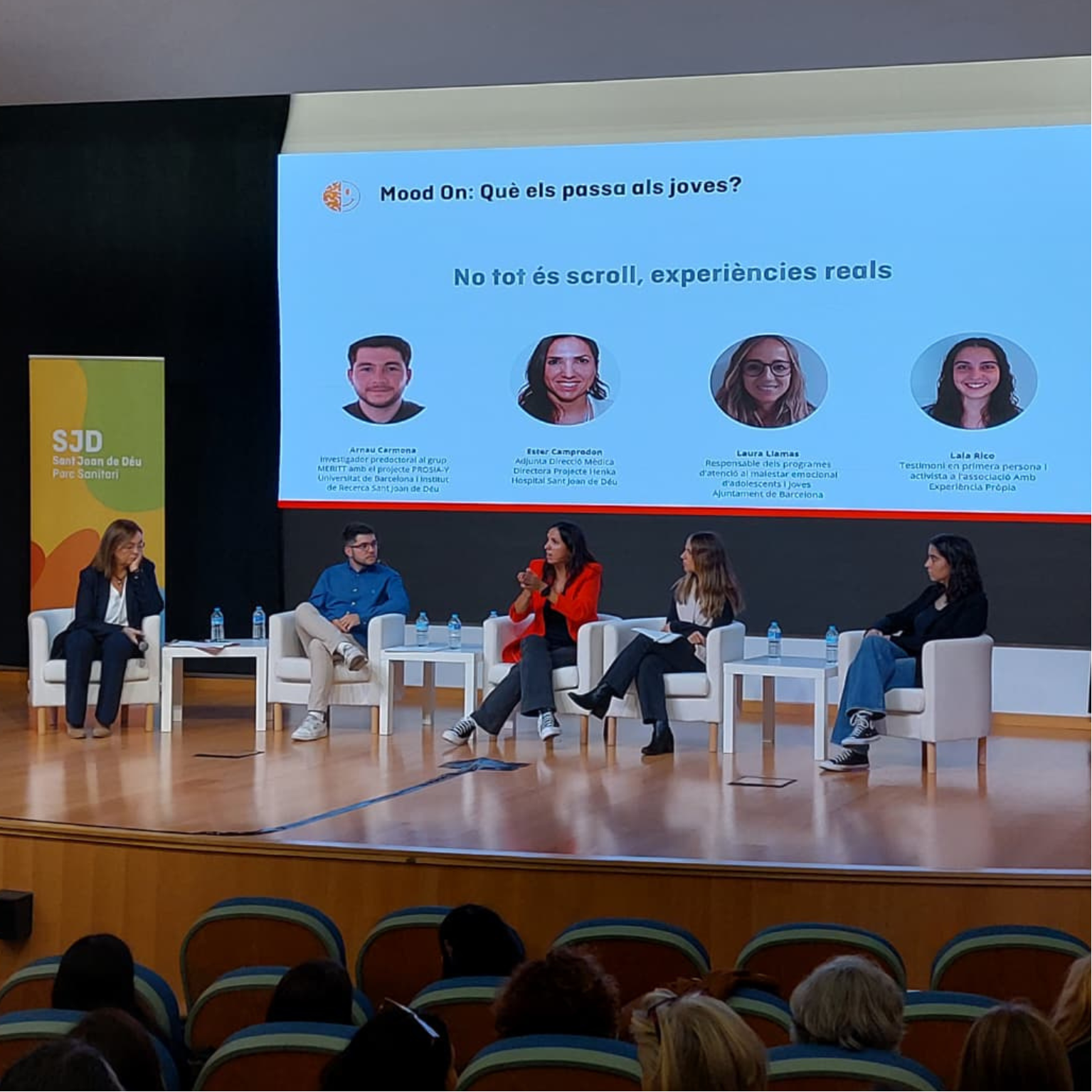 Els experts reclamen una acció urgent a les escoles per prevenir el malestar emocional dels joves