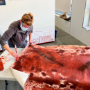 El vestíbul de l’hospital es converteix en un gran taller artístic