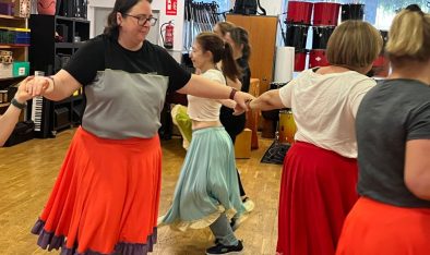 ritme-noti En moviment, al ritme de la percussió